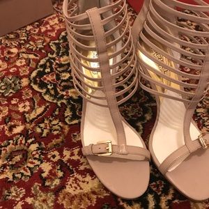 Michael kors tan heels sz 9 NWB